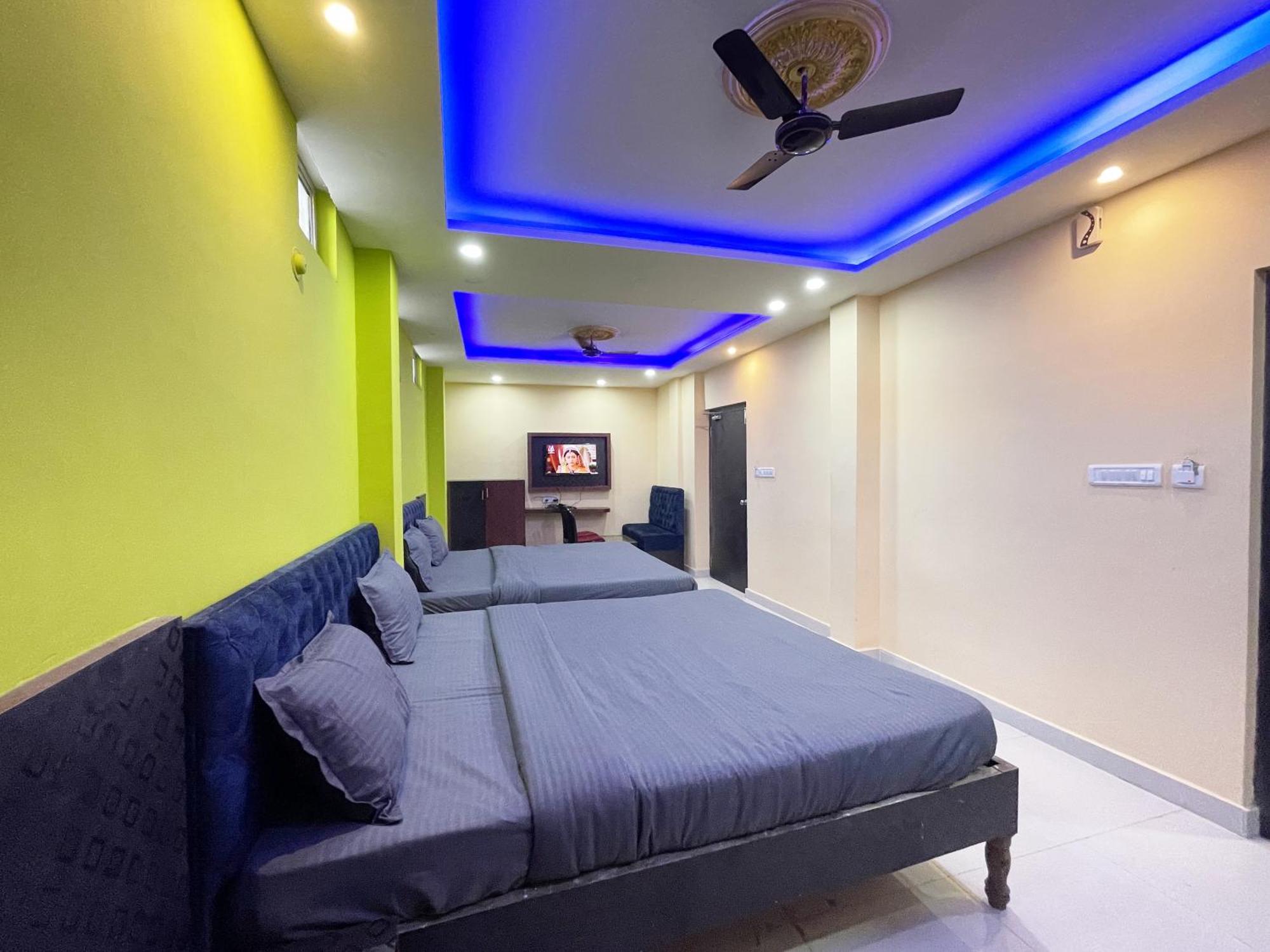 Hotel Seven Inn By Seven Group Puri Buitenkant foto