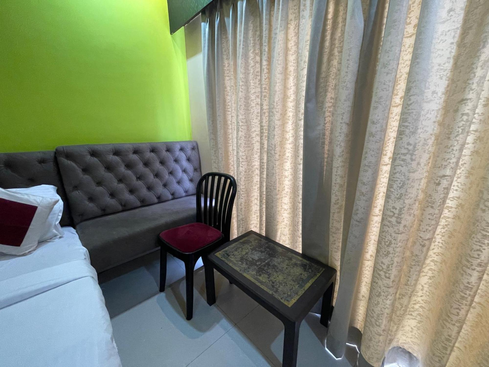 Hotel Seven Inn By Seven Group Puri Buitenkant foto